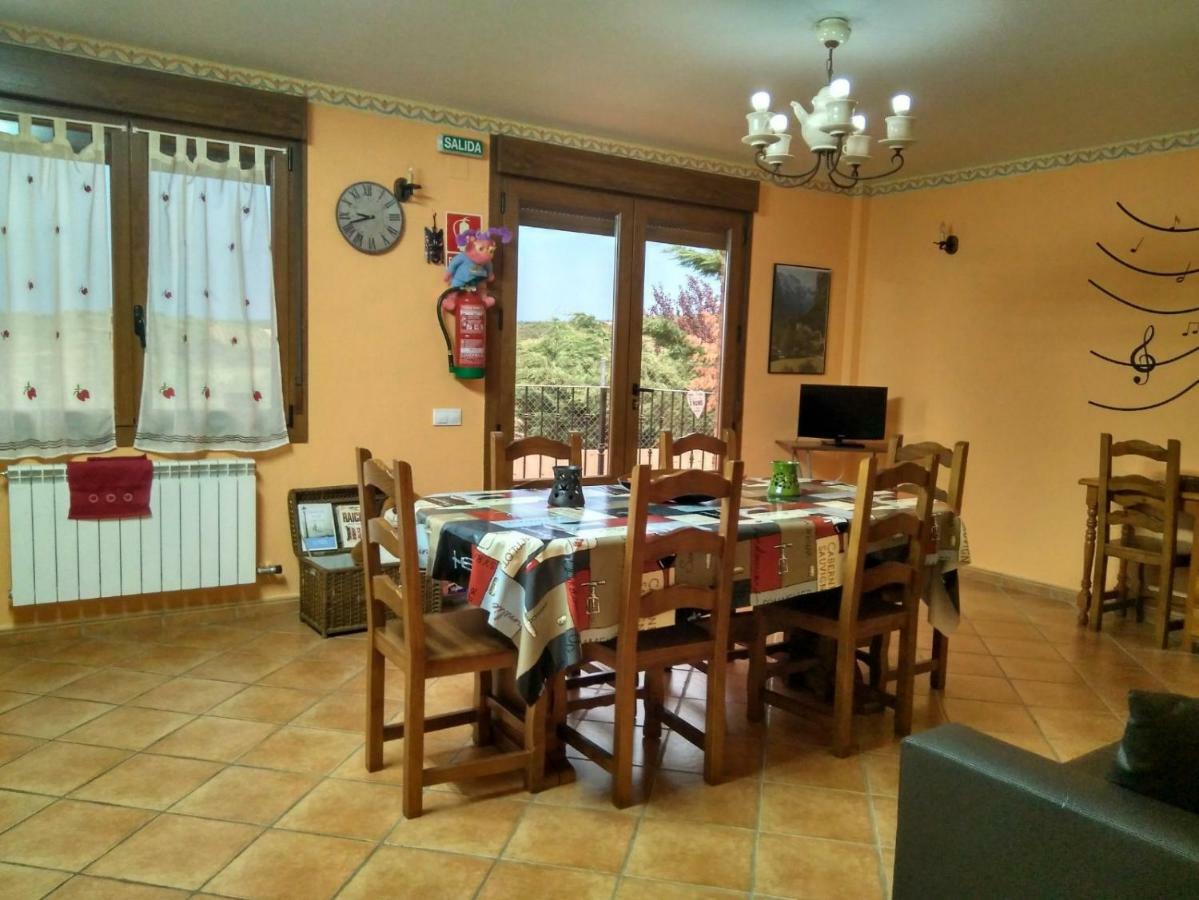 Апартаменты Vivienda Turistica San Martin Сотес Экстерьер фото